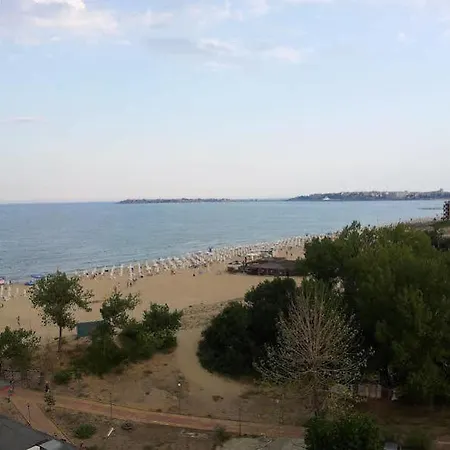 Sunny Dreams Slantchev Briag