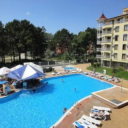 Sunny Dreams Appart hôtel 2*